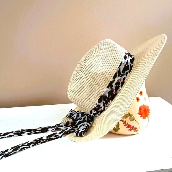 Vince Camuto Paper Straw Hat Cream with Leopard Tie Band Floppy Sun Hat - Picture 5 of 9